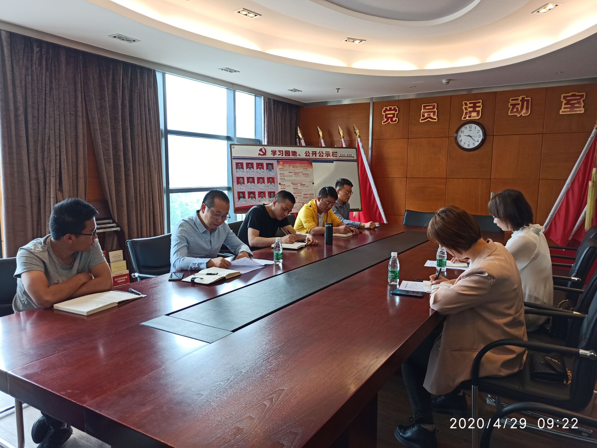 B285CC1DB3F6E53D953E8EE8534961D4