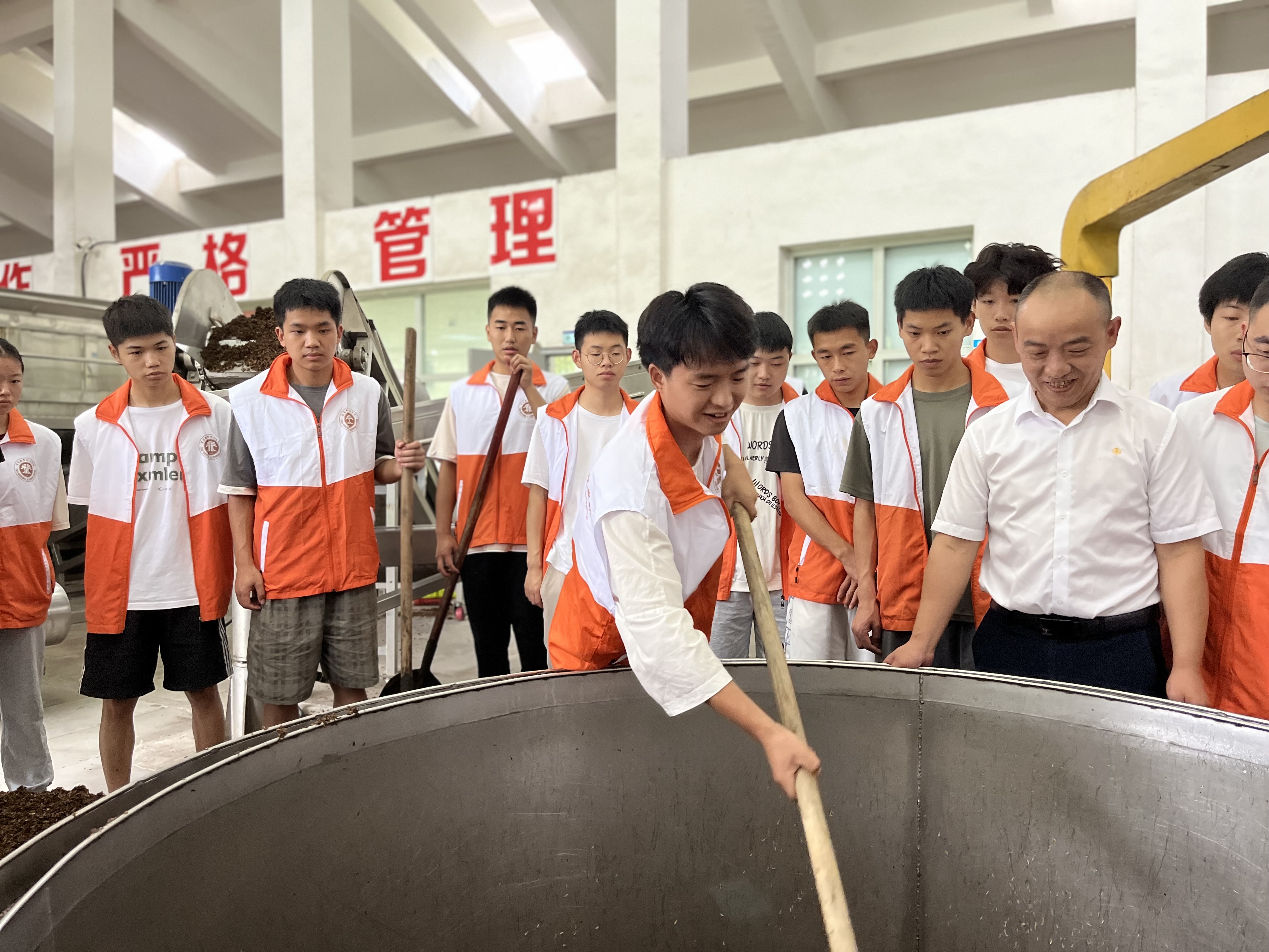 E1C731CC0F37AFF1D057696073677CE0